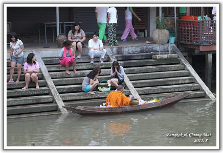 【2011‧泰國親子遊】（１９）‧Day 9 。安帕瓦水上市場‧恰圖恰假日市集
